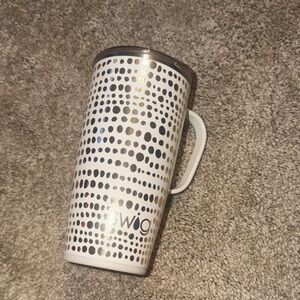 White and Black Dotted Tumbler